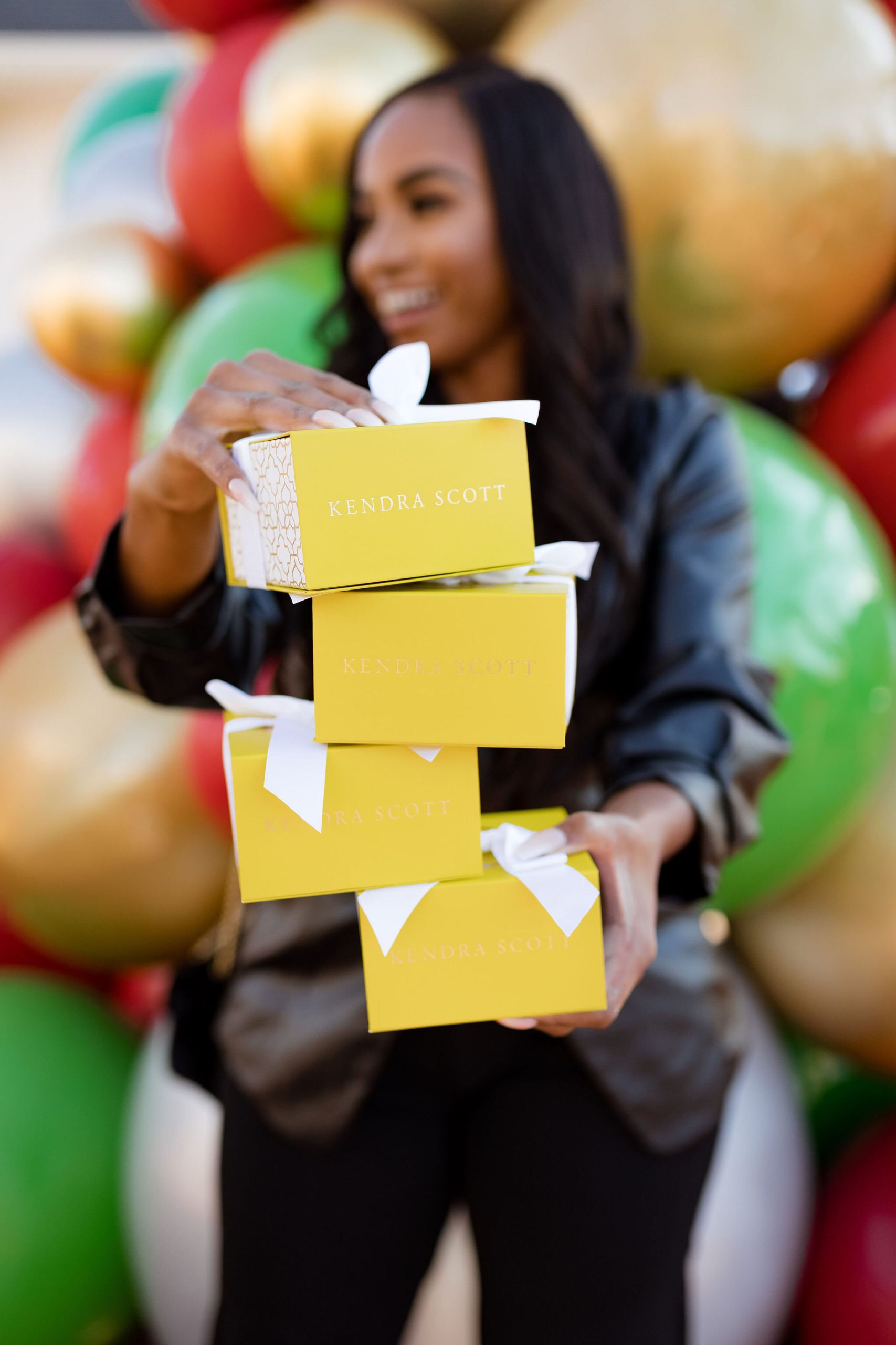 #YellowMakesTheSeasonBright—The Gift of Giving with Kendra Scott